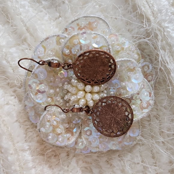 Copper color earrings with clear stones - Picture 2 of 4